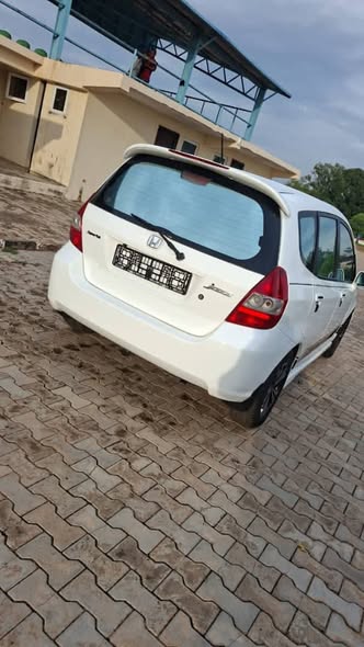 A picture of Honda jazz
