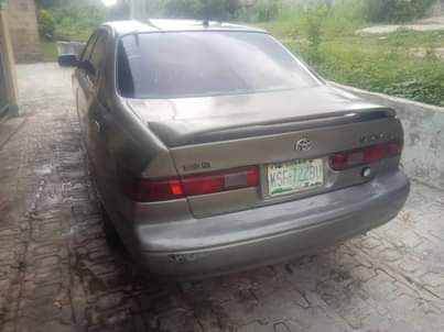 A picture of Toyota Camry pencil