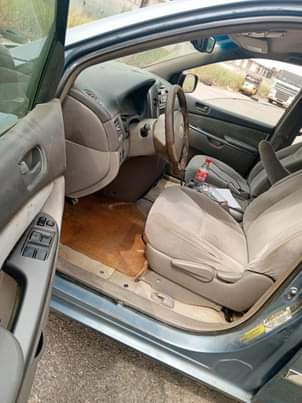 A picture of Awoof Toyota sienna year 2006 engine and transmission and ac