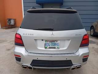 A picture of MERCEDES BENZ GLK350 2010 model