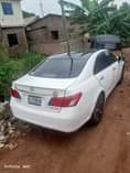 A picture of Clean Lexus 2008 Es350 for sale good rate First body
