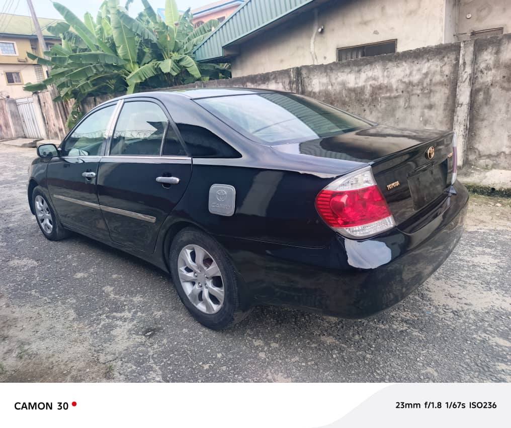 A picture of Belgium grade 2004 Toyota Camry big daddy