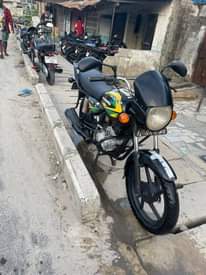 A picture of Boxer cc 150 Imenyooka Sanaa Haina kipengele full document Bei