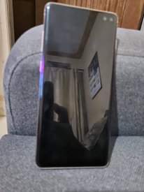 A picture of Samsung galaxy S10 plus