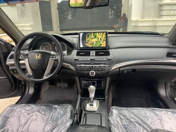 A picture of BELGIUM STANDARD HONDA ACCORD V6 2009 WITH ORIGINAL DUTY AT