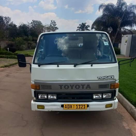 classifieds/cars toyota