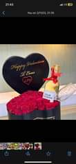 A picture of Flower bouquets n gift hampers