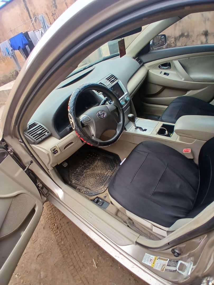 A picture of Toyota Camry 200808065180809