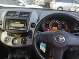 A picture of Rav4 4sale call me on 256751331103 or what app is