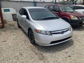A picture of First body Unregister 2007 Honda civic with original duty now