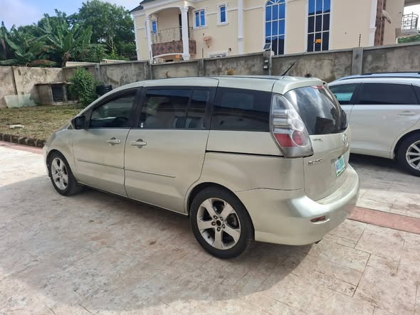 A picture of Nigeria used Mazda 2005