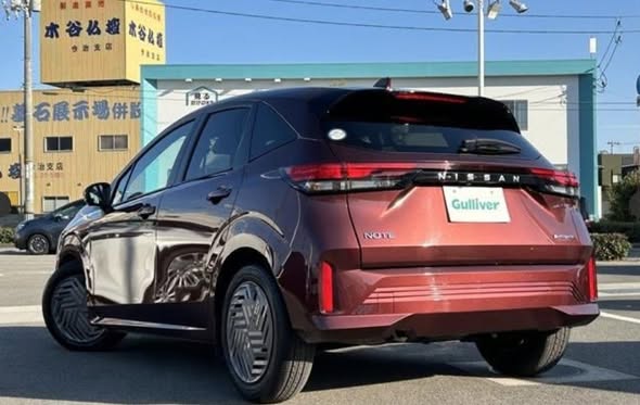 A picture of 2024 Nissan note