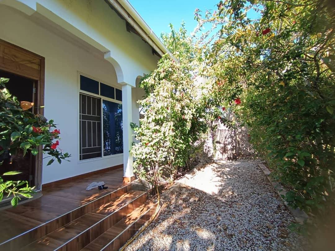 A picture of House for rent paje
