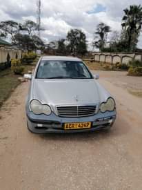 classifieds/cars mercedes