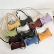 A picture of Ladies bags
