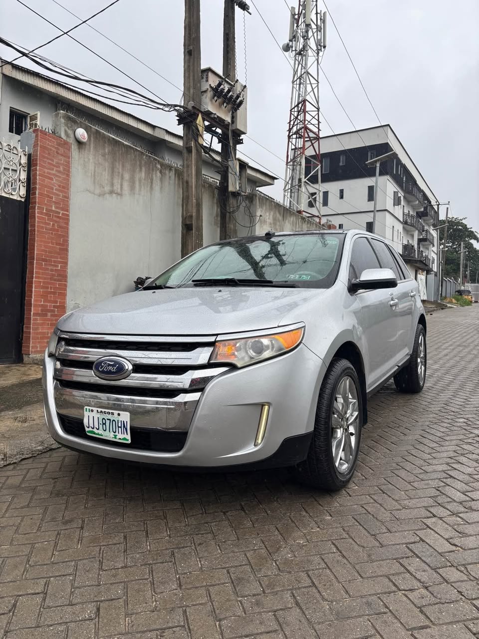 A picture of FORD EDGE 2011