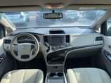 A picture of Toyota Sienna 2010 Model