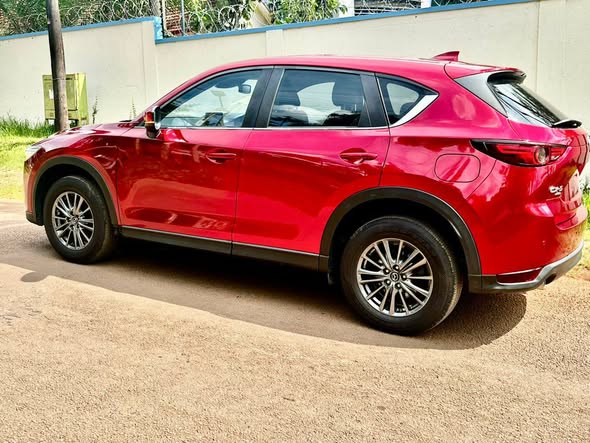 A picture of Mazda CX5 2020 110m Petrol