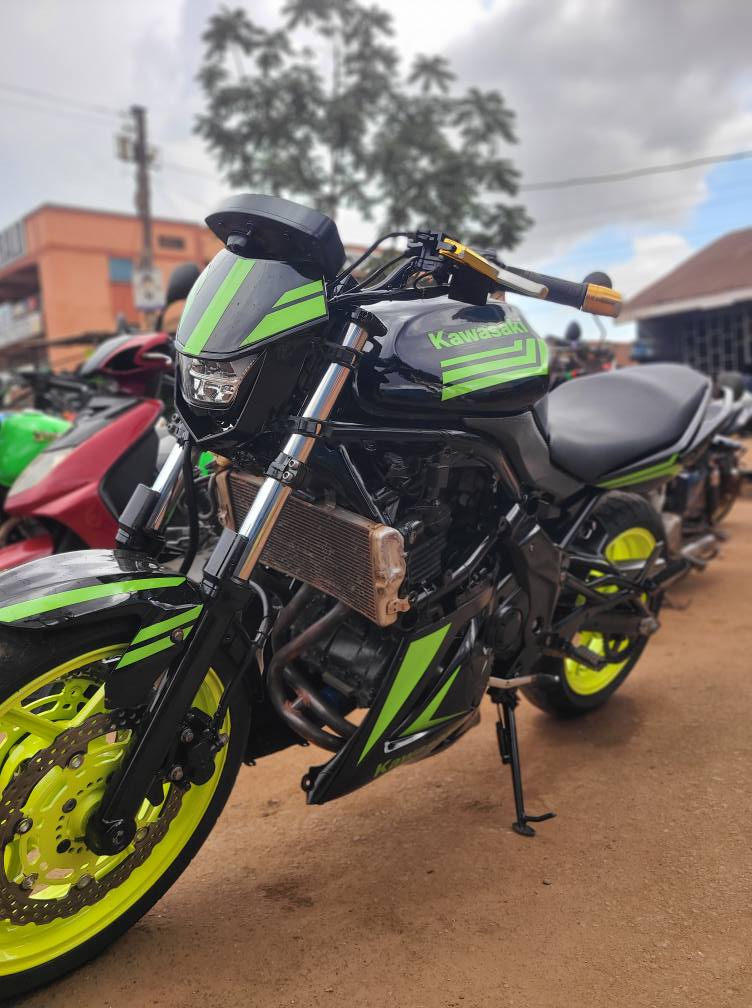 motorbikes