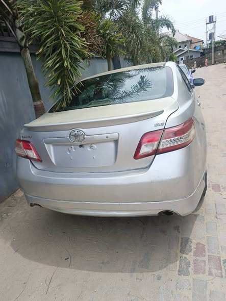 A picture of Camry v6 Engine