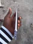 A picture of Samsung note 9