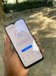 A picture of SAMSUNG A30s