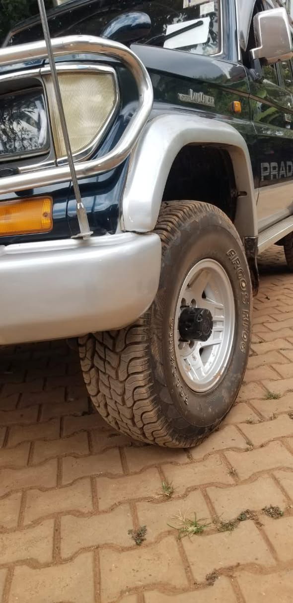 A picture of Land cruiser prado
