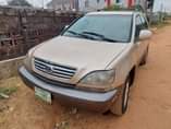 A picture of Lexus RX300