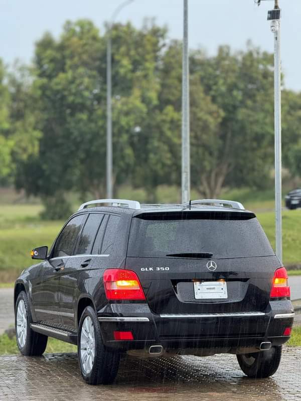 A picture of Less than a year Used Mercedes Benz Glk350 Year 2010
