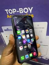 A picture of Iphone Xr