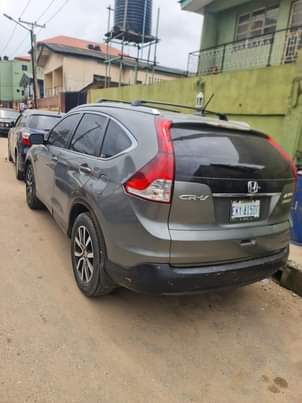 A picture of HONDA CRV 2012 MODEL 100 neat