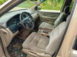A picture of 2005 Honda Odyssey