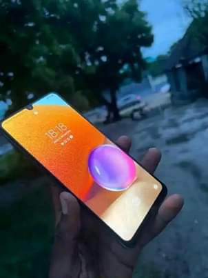A picture of SAMSUMG GALAXY A32