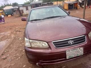 A picture of 2000 Toyota Camry