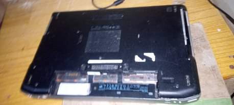 A picture of Dell laptop core 3 ram gb4