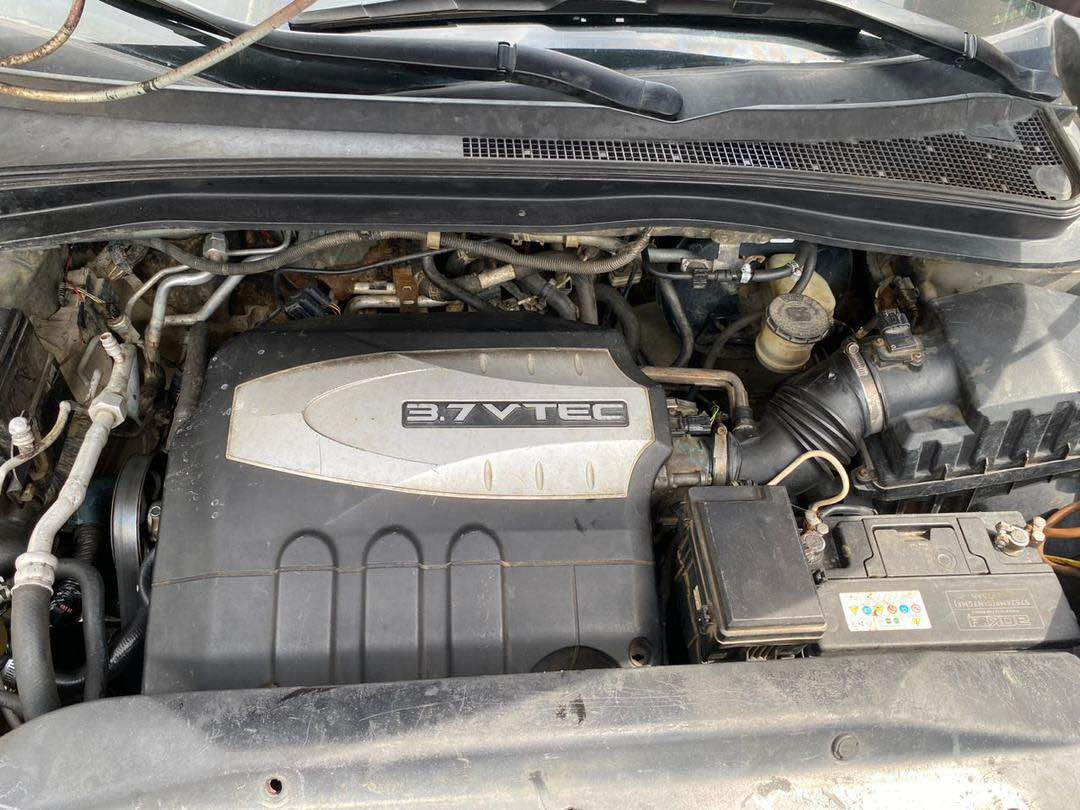 A picture of Awoof Acura MDX 2008