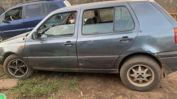 A picture of 2000 Volkswagen Golf 2