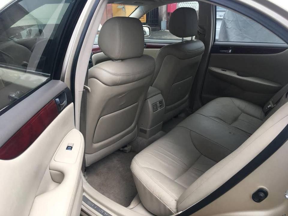 A picture of Lexus ES for sale 3750000
