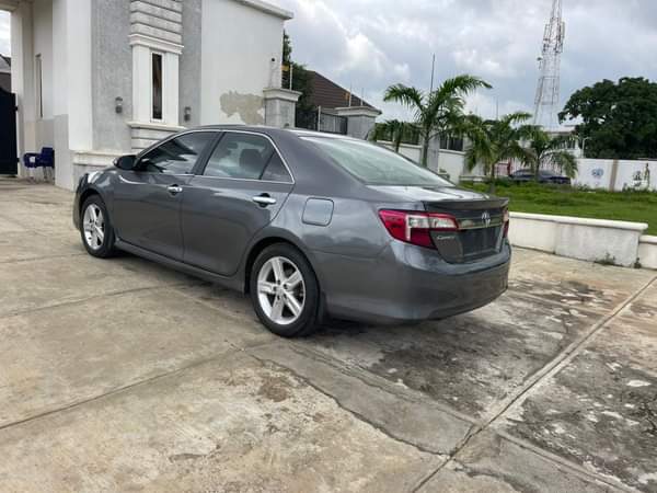 A picture of 2013 TOYOTA CAMRY SE V4 MILEAGE 72km AT KADUNA 8
