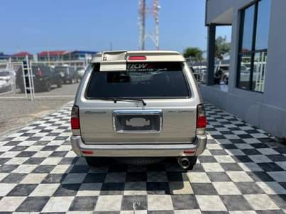 A picture of 2001 Toyota Surf
