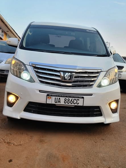 toyota alphard