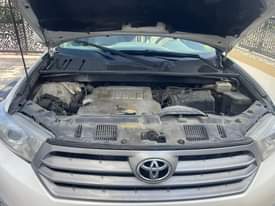 A picture of Toyota Highlander 013 Limited Edition Keyless entry