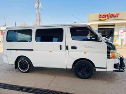 used nissan caravan