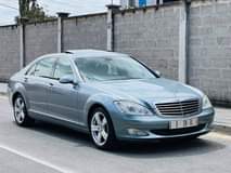 A picture of 2010 Mercedes Benz