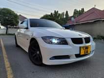 A picture of BMW 3 SERIES