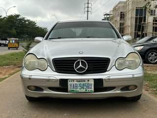 A picture of Mecedes Benz