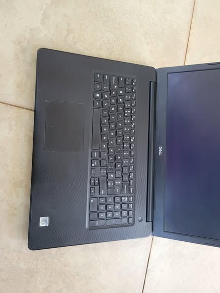 A picture of Laptop Dell Inspiron