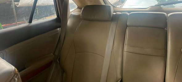 A picture of Lexus RX330 2006