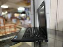A picture of Dell laptop