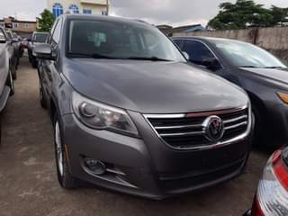 A picture of 2009 Volkswagen Tiguan
